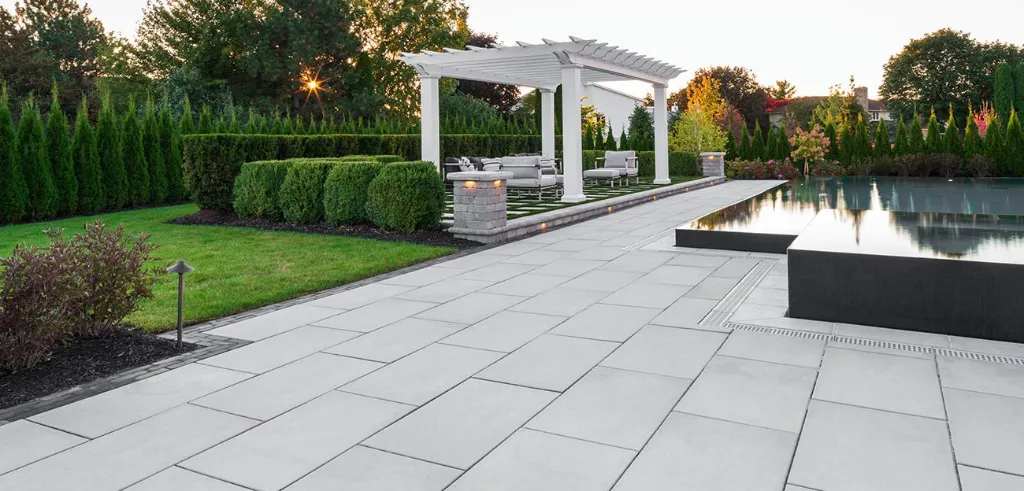 Beacon-Hill-Smooth_Pool_Opal_3-1300x624.webp