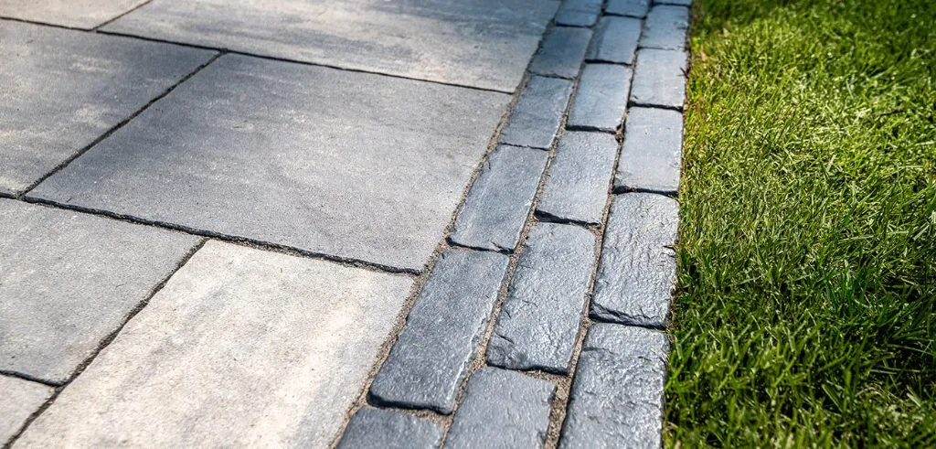 Bristol-Valley_Patio_Steel-Mountain_6-1300x624.webp
