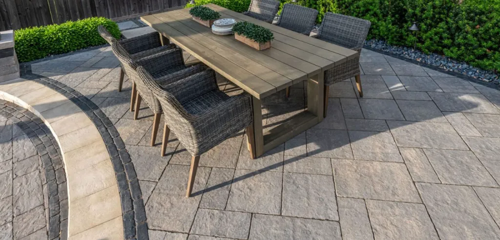 Bristol-Valley_Paver_Steel-Mountain_1327_2_MOBILE-1300x624.webp