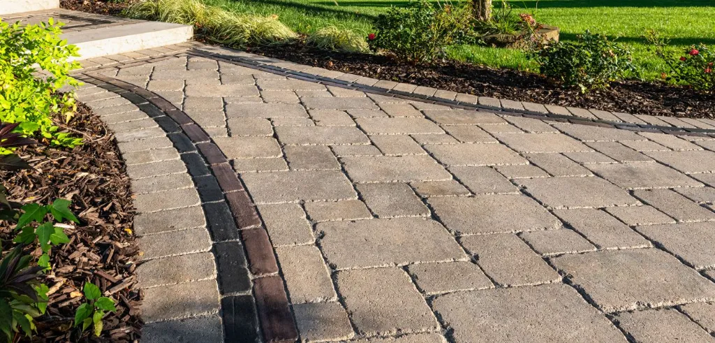 Brussels-Block_Paver_Sierra-1300x624.webp