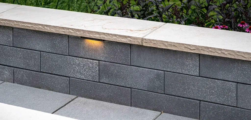 ucara-wall-frenchgrey-1300x624.webp