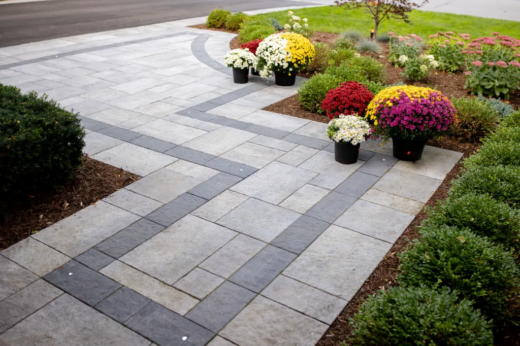 rialto80_driveway.webp